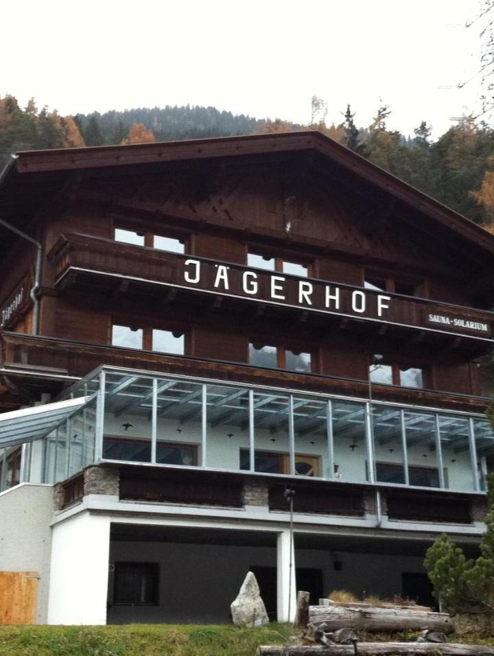 Double Room (1 extra-large double bed or 2 single beds) - Free WiFi – Jagerhof
