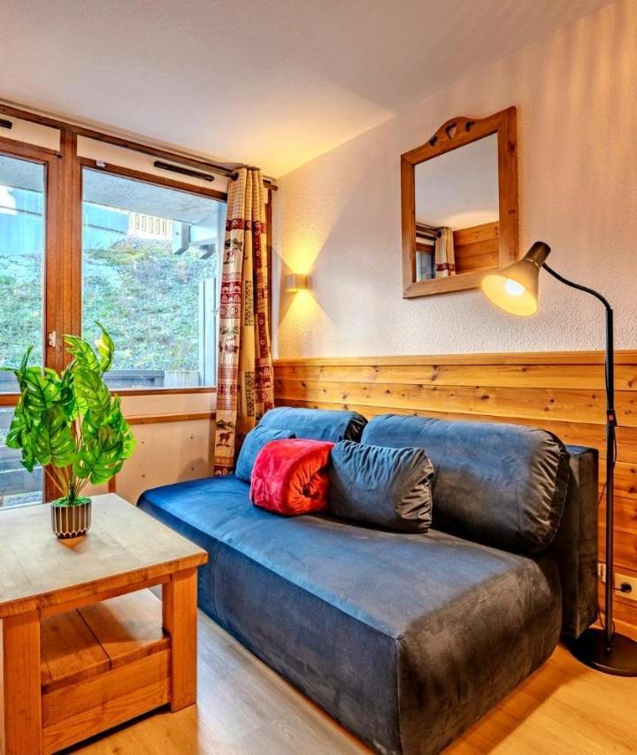 Apartment (1 double bed and 1 sofa bed, Bedroom#1: 1 bunk bed) - Free WiFi – Spacious Slope Front Ski-In And Ski Out