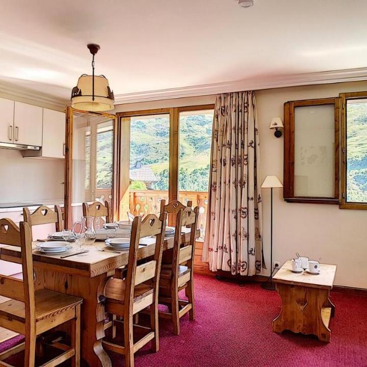 Appartement - Free WiFi – Residence Les Cristaux - Appartement Renove · Proche Des Pistes · Balcon · Sauna · Hammam · Wifi Mae-0304