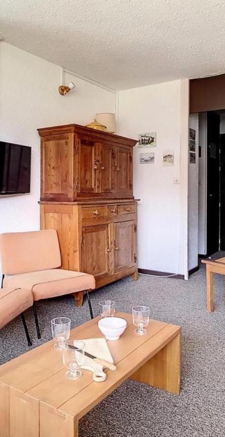 Appartement - Free WiFi – Residence Aravis - Appartement Lumineux & Spacieux · Ski Aux Pieds · Balcon Mae-3464
