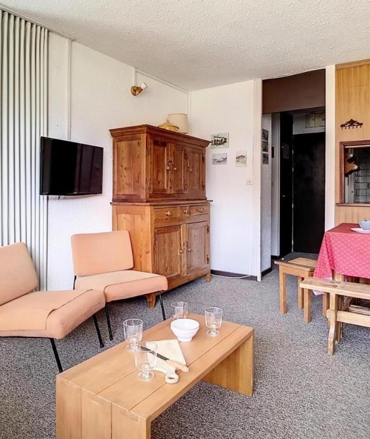 Appartement - Free WiFi – Residence Aravis - Appartement Lumineux & Spacieux · Ski Aux Pieds · Balcon Mae-3464
