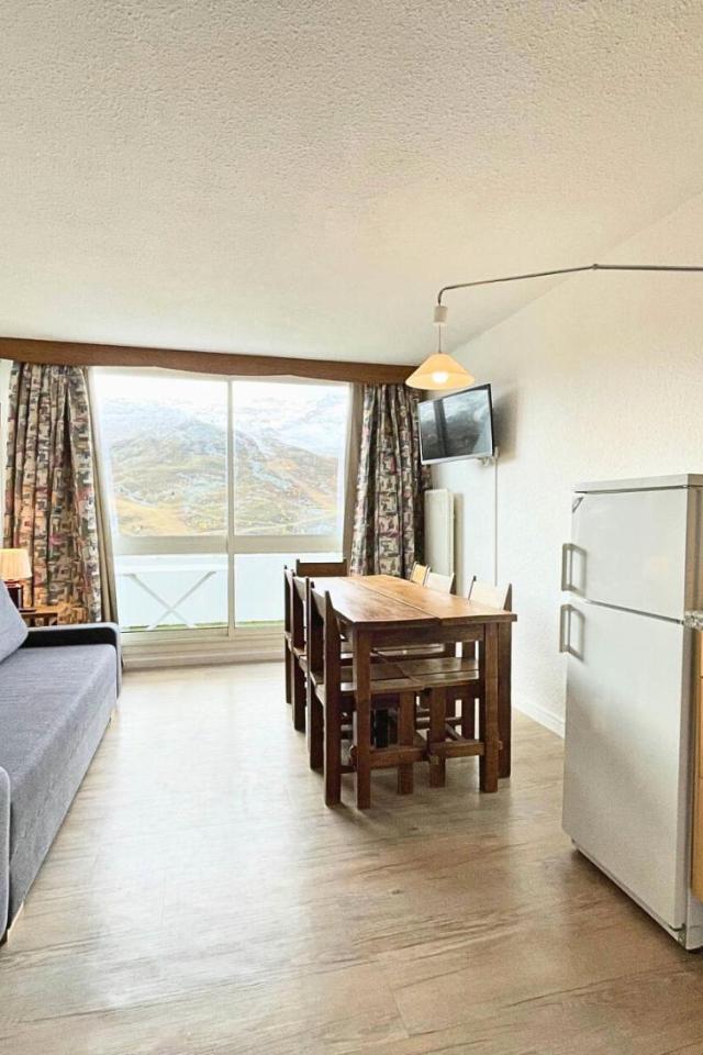 Residence Nant Benoit - Appartement 8 Personnes Aux Menuires Avec Vue Sur la Montagne Mae-4404
