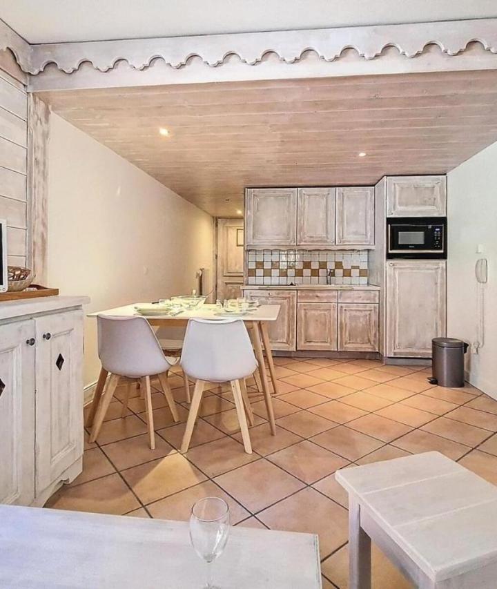 Appartement – Residence Alpages de Reberty - Appartement Renove Et Lumineux· Proche Des Pistes · Balcon · Piscine Mae-1674
