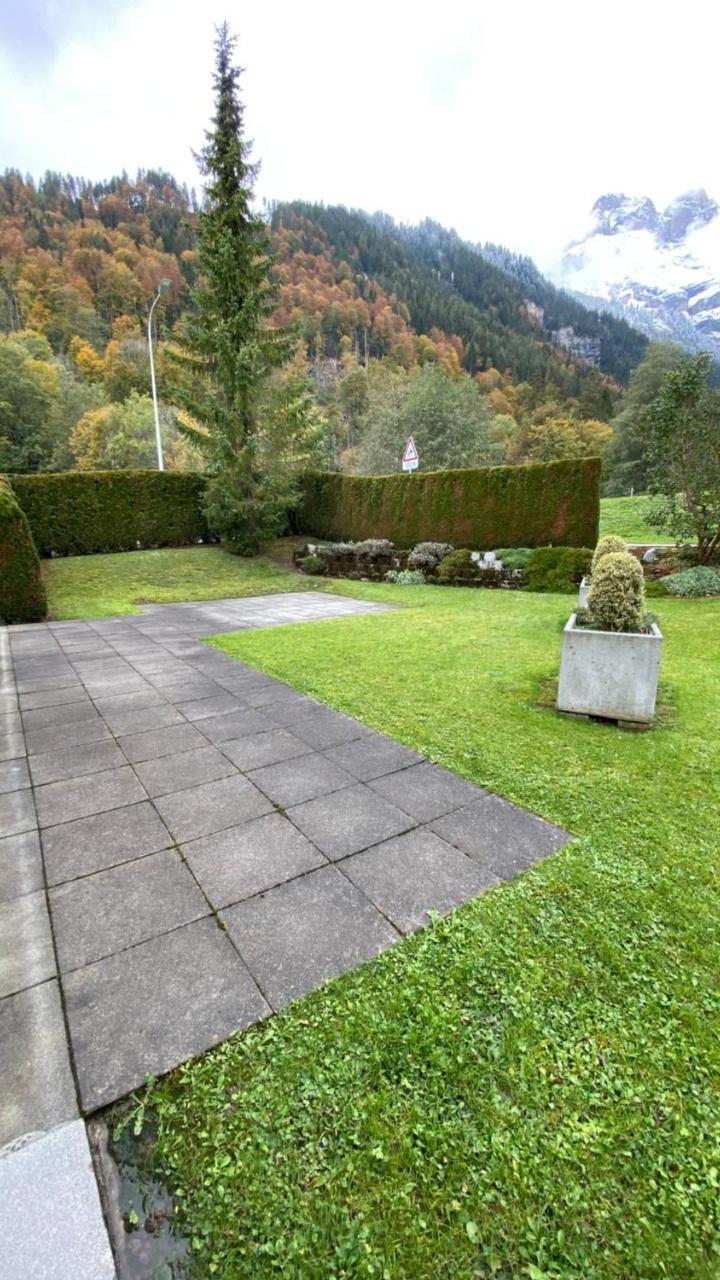 Three-Bedroom Apartment (1 large bed) - Free WiFi – Luxury Family Apartment Engelberg