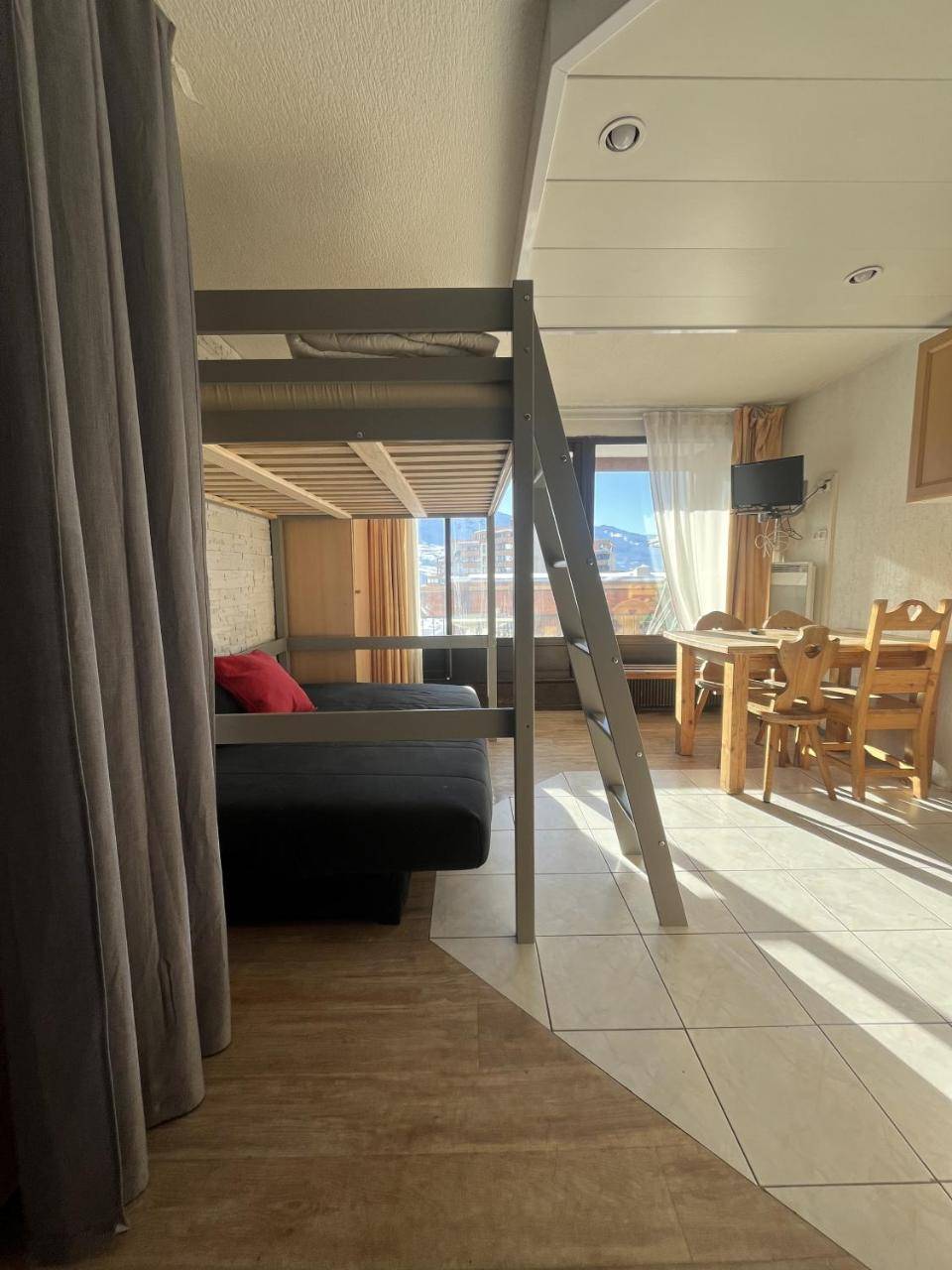 Les Neves Bliss by Alpstays, Val Thorens