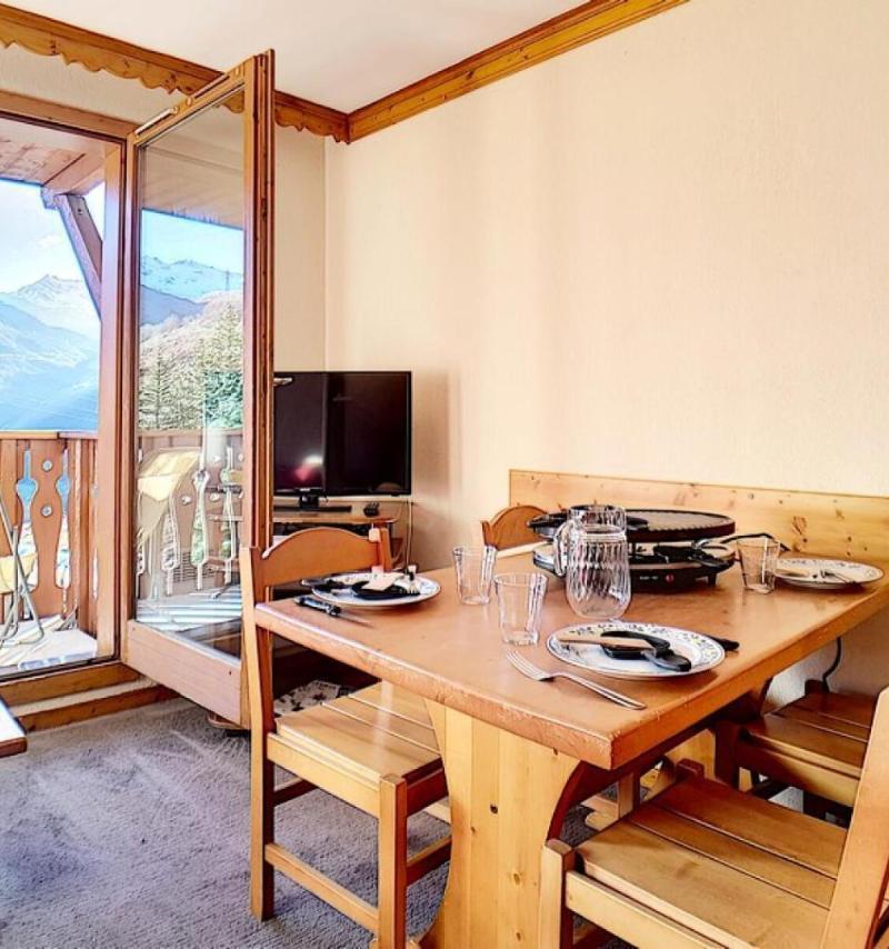 Residence Valmonts a - Appartement Classique · Depart Ski Aux Pieds · Balcon Mae-2504