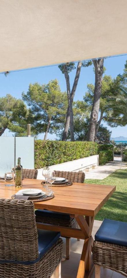 Exclusiva Villa Saturn En Primera Linea de Playa En Alcudia Con Jacuzzi – billede 4