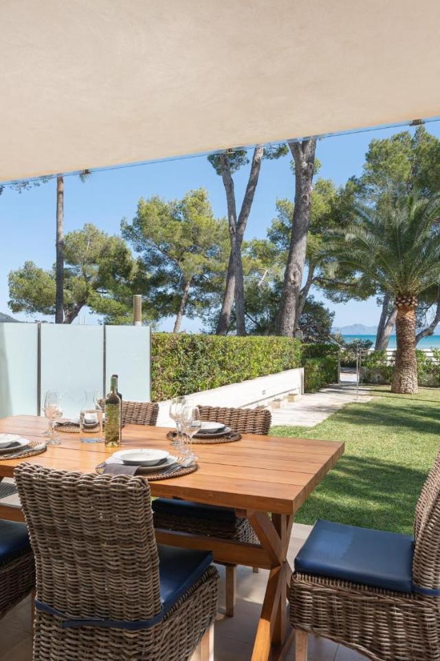 Exclusiva Villa Saturn En Primera Linea de Playa En Alcudia Con Jacuzzi – billede 4