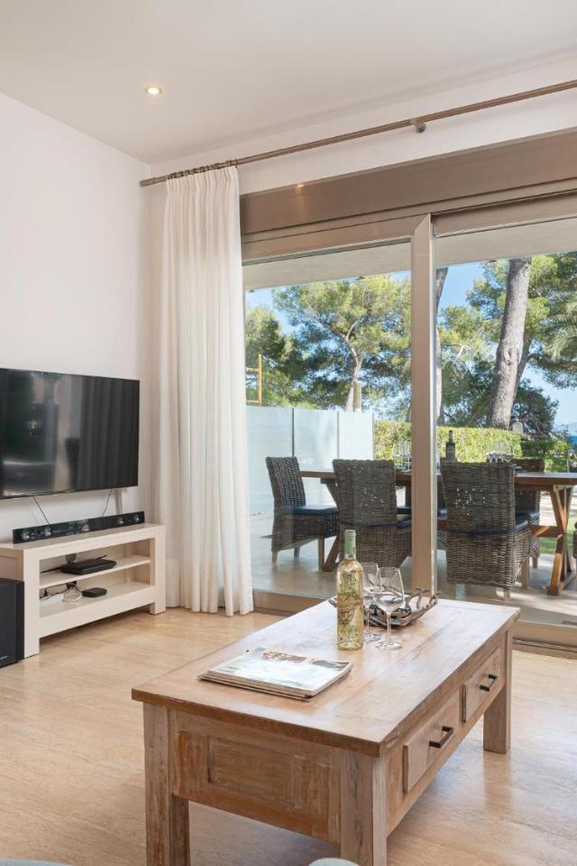 Exclusiva Villa Saturn En Primera Linea de Playa En Alcudia Con Jacuzzi – billede 8