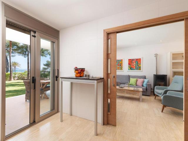 Exclusiva Villa Saturn En Primera Linea de Playa En Alcudia Con Jacuzzi – billede 9