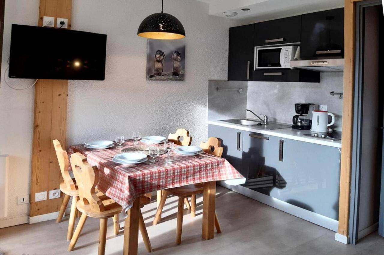 Residence Median - Studio Renove · Proche Des Pistes · Balcon Mae-1934, Les Menuires
