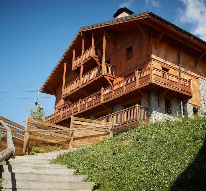 Authentic Appartment, 1 bedroom (1 Queen Bed and 2 Twin Beds) – Cgh Residences & Spas Les Chalets du Soleil