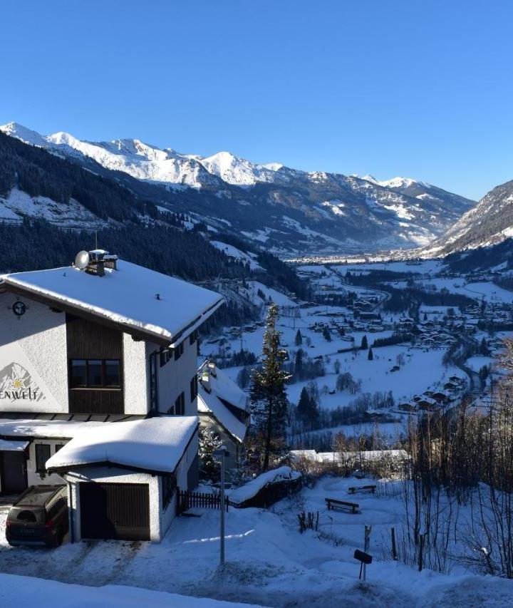Two-Bedroom Apartment with Mountain View - Free WiFi – Ferienappartements Alpenwelt