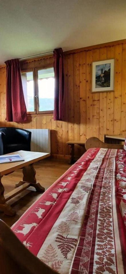 Apartment (1 single bed, Bedroom#1: 1 double bed, Bedroom#2: 2 bunk beds, Bedroom#3: 1 bunk bed) – Residence Courmayeur - Appartement Renove Aux Pieds Des Pistes Pour 8 Personnes Mae-4104