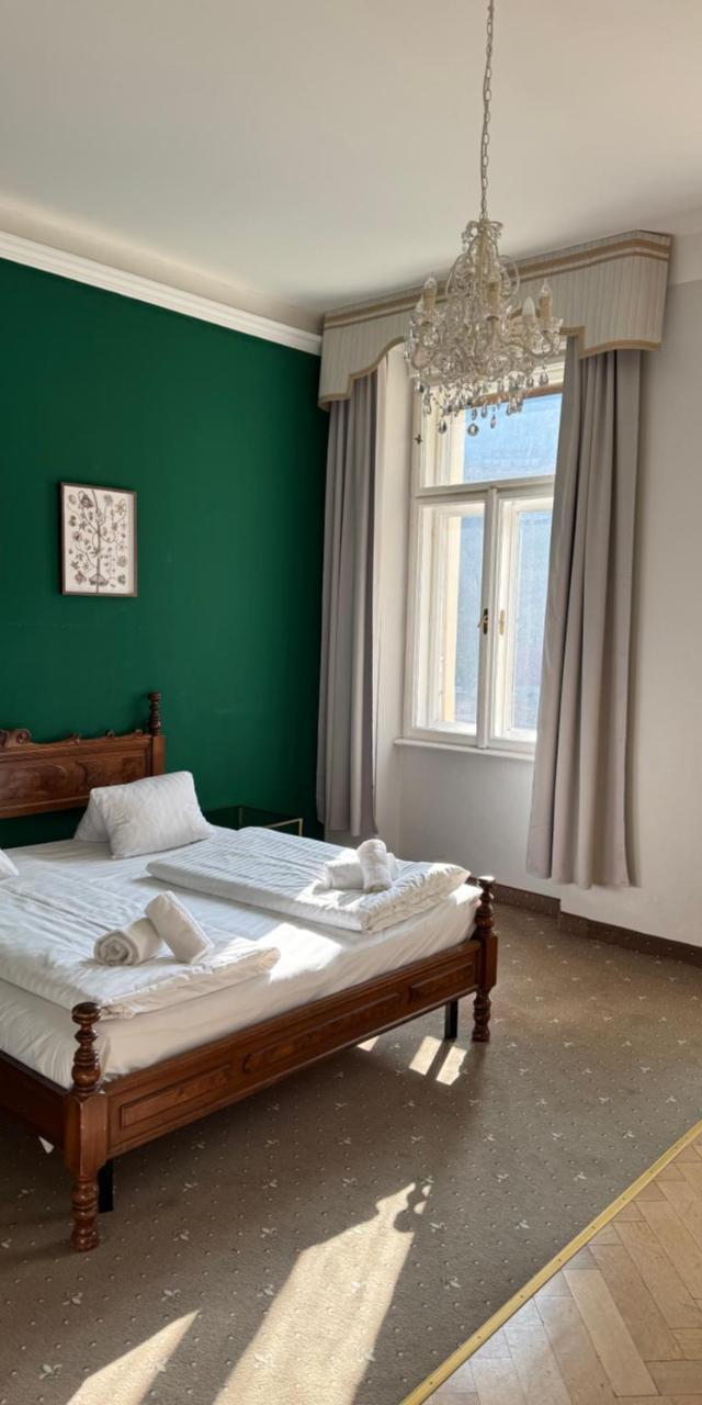 Privatzimmer Im Ehemaligen Grand Hotel de L Europe
