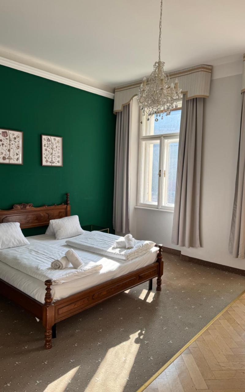 Privatzimmer Im Ehemaligen Grand Hotel de L Europe