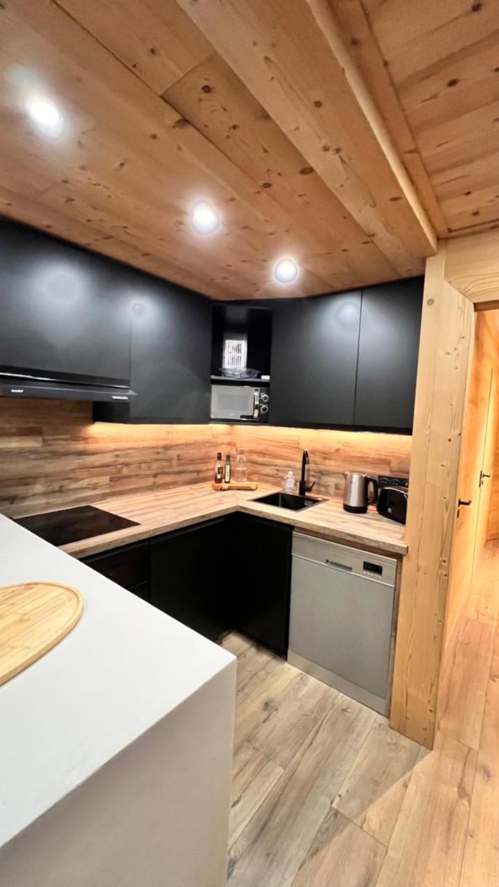 Two-Bedroom Apartment (1 double bed) - Free WiFi – Val Thorens, Serac 7 - Tout Neuf, Pied Des Pistes, Plein Sud, Vue Magnifique - Familial