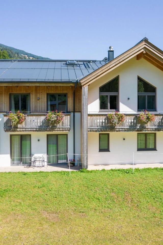 Chalet in Saalbach Near Ski Slopes