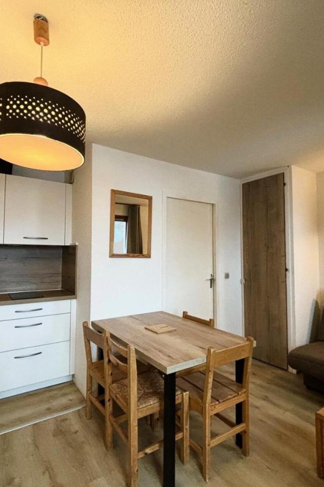Residence Carlines I - Studio 4 Personnes Au Pied Des Pistes Aux Menuires Mae-5694