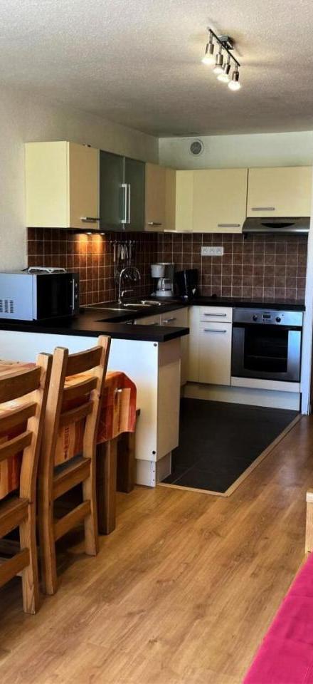 Apartment (1 single bed and 1 double bed) – Residence Grande Masse - Appartement Pour 5 En Bord de Piste Aux Menuires Mae-4894