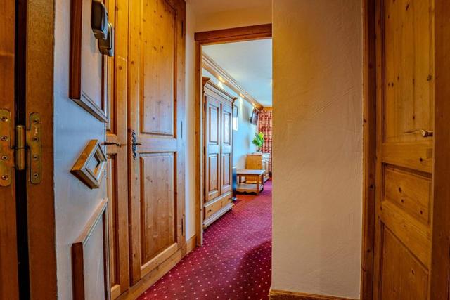 Ski-In Out with Wide Mountain Views – billede 6