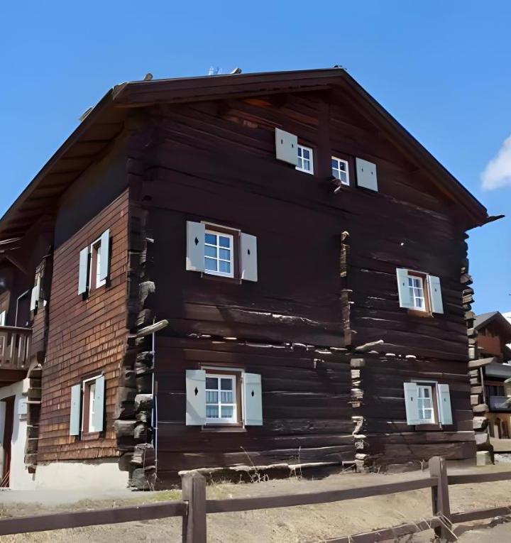 One-Bedroom Apartment with Garden View (1 sofa bed) - Free WiFi – Antico Chalet Livigno