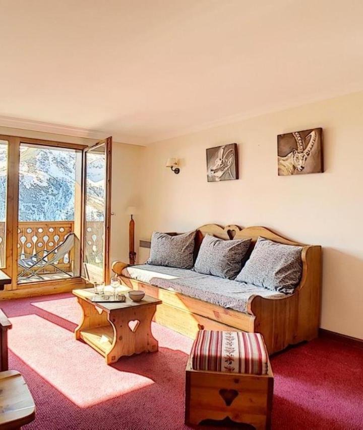 Appartement - Free WiFi – Residence Les Cristaux - Appartement Spacieux & Renove · Proche Des Pistes · Sauna · Hammam · Wifi · Balcon Mae-0534