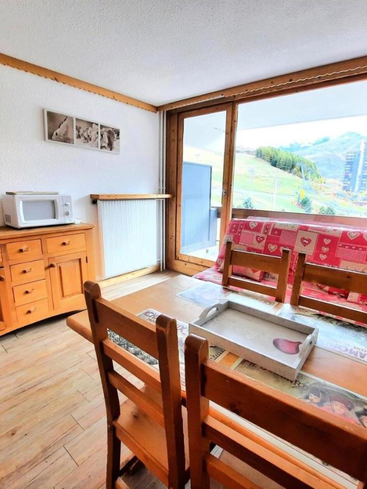 Studio – Residence Chaviere - Studio Ski Aux Pieds Au Coeur Des Menuires Appartement Pour 4 Personnes Mae-4114
