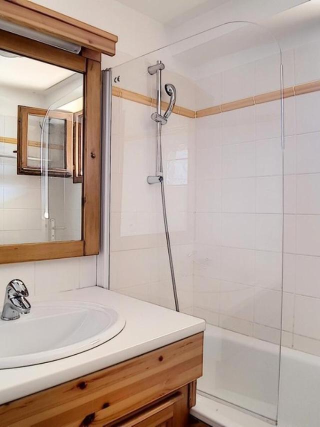 Residence Les Cristaux - Appartement de Standing Renove · Proche Des Pistes · Balcon · Sauna · Hammam · Wifi Mae-1164 – billede 10