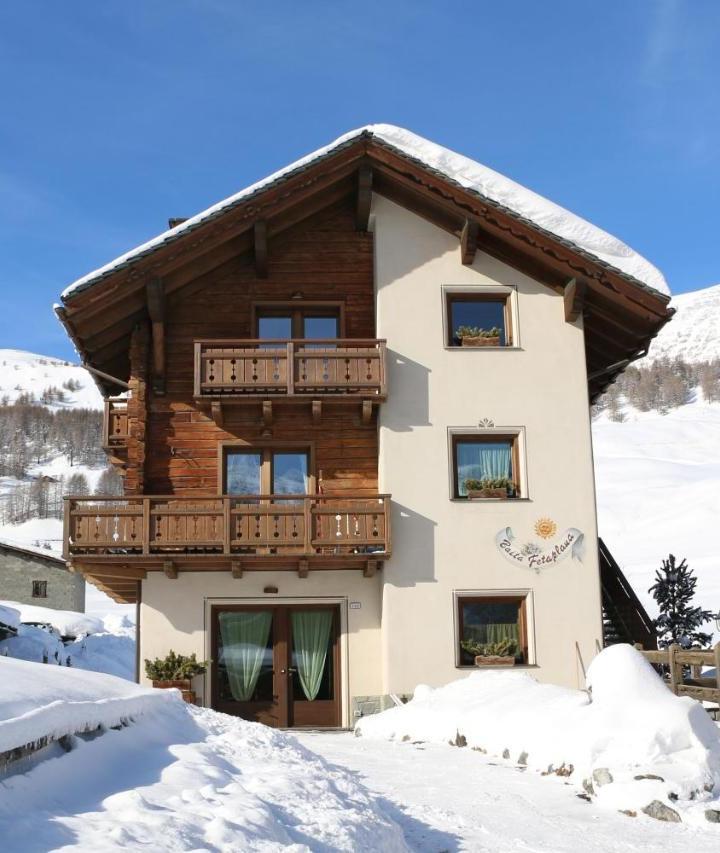 Three-Bedroom Apartment (2 single beds) - Free WiFi – Casa Peri