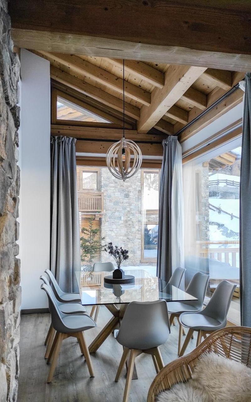 Nix & Nivis Chalet