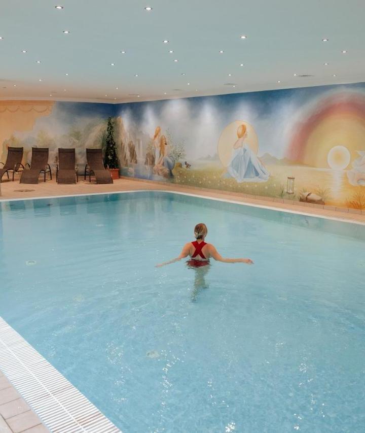 Double Room (Bedroom#1: 1 large bed) - Free WiFi – Hotel Glockenstuhl