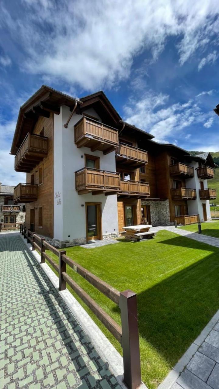 Two-Bedroom Apartment (2 large beds) - Free WiFi – Chalet Lilla Livigno