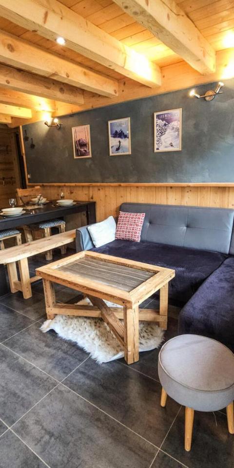 Residence Campanules - Ski Aux Pieds, Appartement Pour 6 Personnes Tout En Bois Au Coeur Des Menuires Mae-9071 – Les Menuires