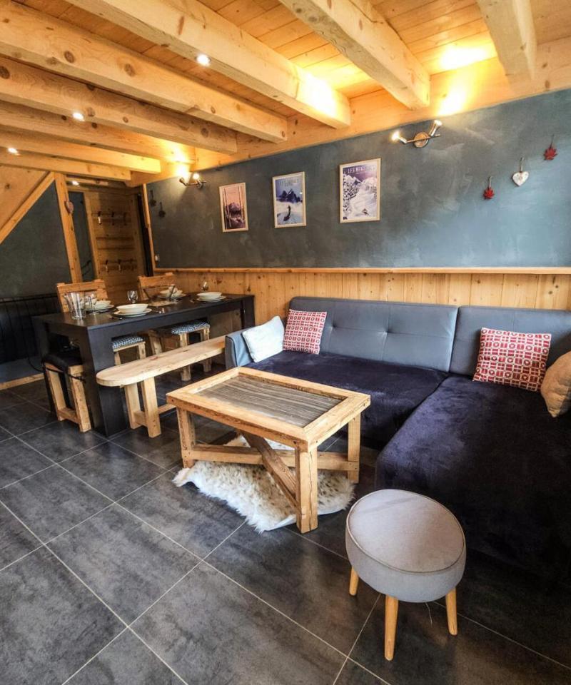 Residence Campanules - Ski Aux Pieds, Appartement Pour 6 Personnes Tout En Bois Au Coeur Des Menuires Mae-9071