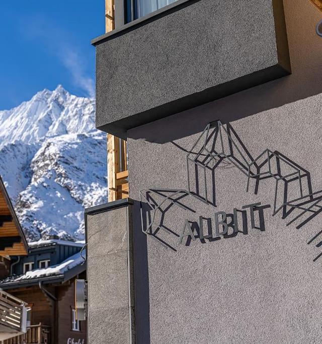 Saas-Fee Stylish Ski Apartment – billede 10
