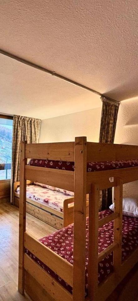Studio – Residence Lac du Lou - Studio 4 Pers Ski Aux Pieds Au Coeur Des Menuires Mae-5054