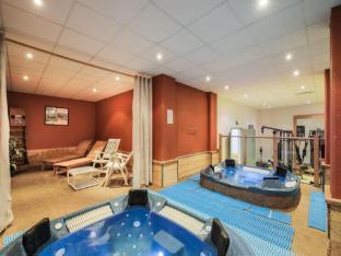 Selection Apartment 1 Bedroom (5 People) – bild 3