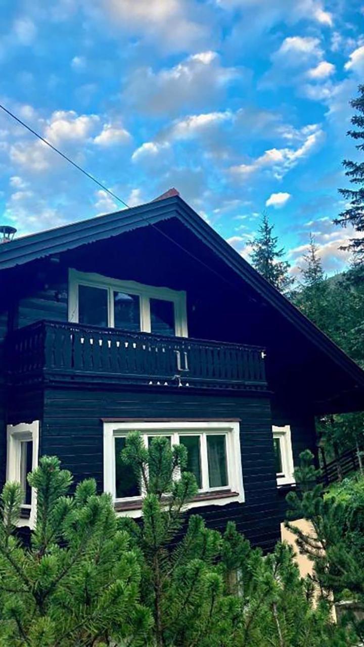 Three-Bedroom Apartment (1 large bed) - Free WiFi – Chalet Sophie & Max in Bad Gastein