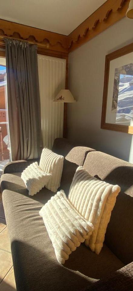 Two-Bedroom Apartment (1 large bed) - Free WiFi – Le Chamois Des Alpages de Reberty Ski Au Pied