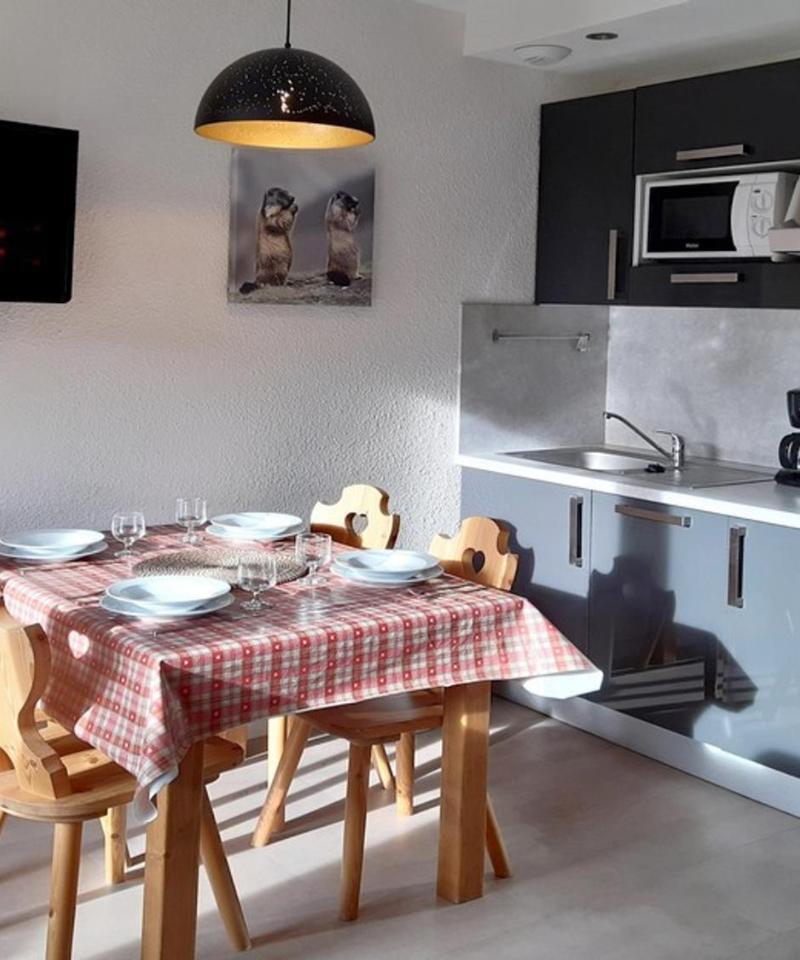 Studio Renove Au Pied Des Pistes Avec Balcon - Fr-1-344-933