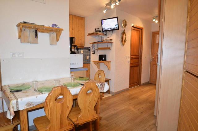 Residence Median - Appartement Equipe Pour 4 Personnes Aux Menuires Mae-5544