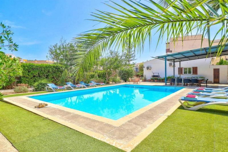 Villa es Torrent by Villa Plus
