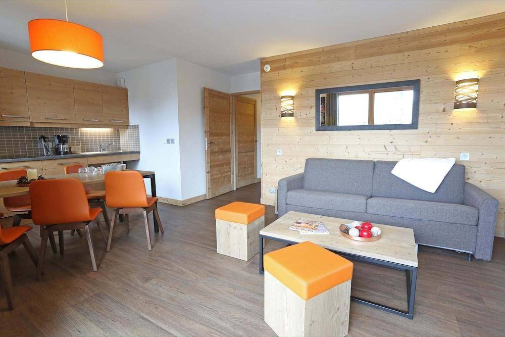 Apartment in France with SPA And Pool, Les Menuires