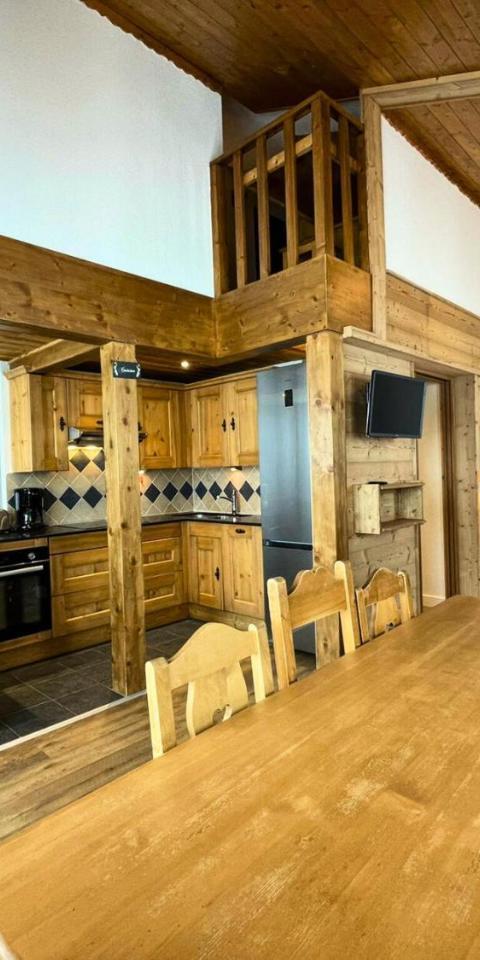 Residence Bosson - Appartement 8 Personnes Ski Aux Pieds Aux Menuires Mae-3784 – Les Menuires