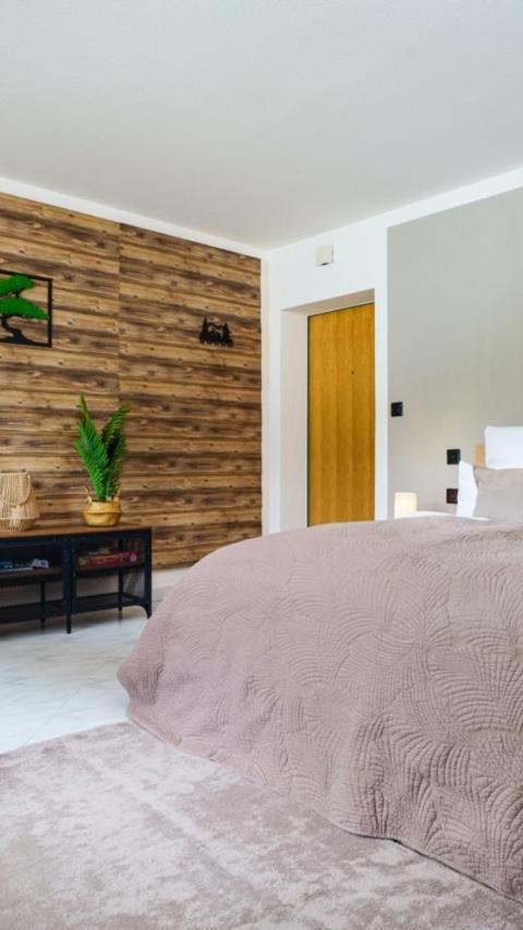 Helles, Chalet-Stil Apartment Mit Allalinblick – Saas Fee