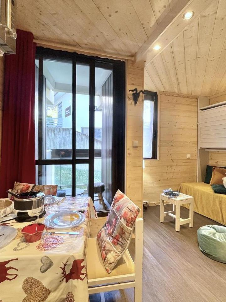 Studio with Balcony (1 single bed and 1 bunk bed and 1 sofa bed) – So207 Studio Cosy Pied Des Pistes Les Menuires