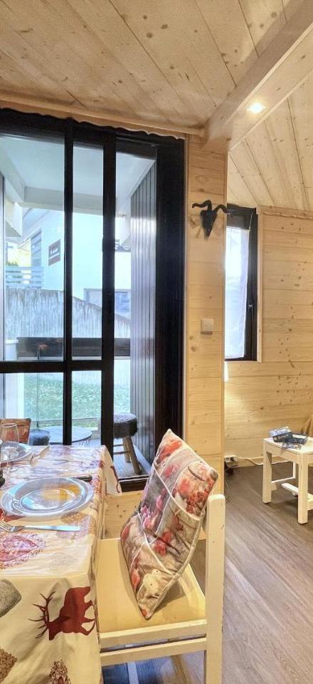 Studio with Balcony (1 single bed and 1 bunk bed and 1 sofa bed) – So207 Studio Cosy Pied Des Pistes Les Menuires