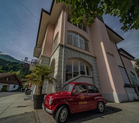 Grand Your Home with Common Kitchens with Self Check-In – Engelberg