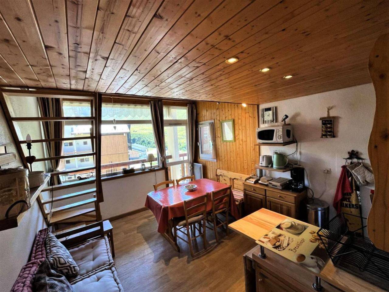 Residence Asters - Appartement Chaleureux Avec Mezzanine Et Cuisine Equipee Pour 6 Personnes Mae-4484, Les Menuires